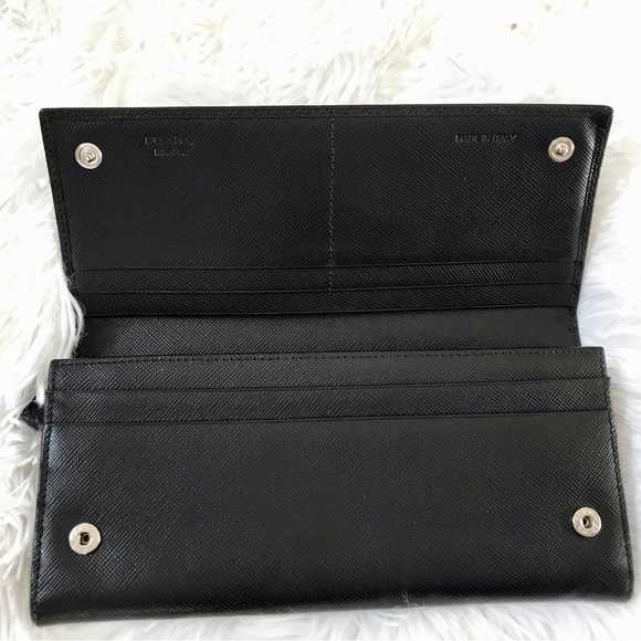PRADA SAFFIANO BLACK WALLET - Picture 6 of 9